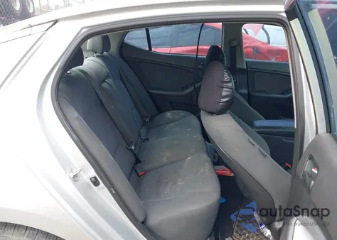 2015 Kia Optima Lx из США, поврежденный, VIN 5XXGM4A77FG377714